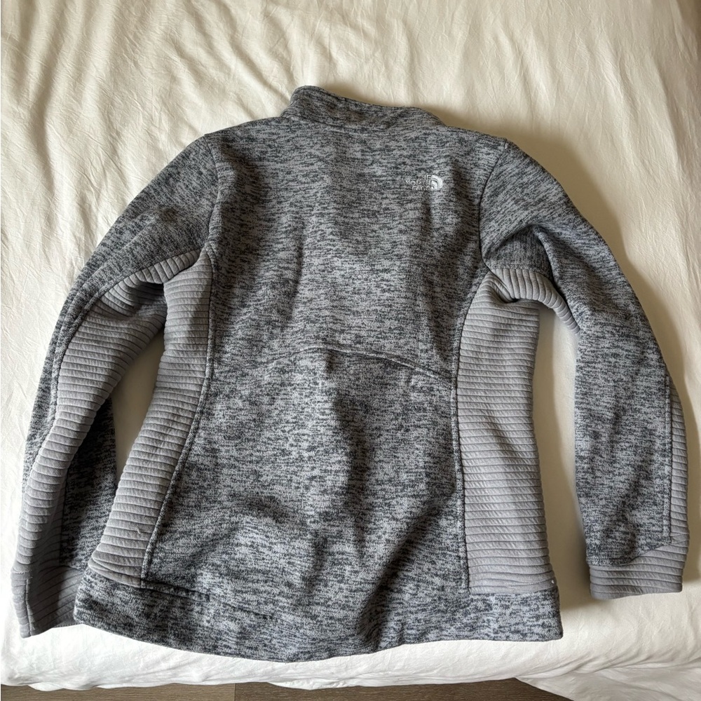 The North Face Heather Gray Fleece Jacket - Picture 2 of 3